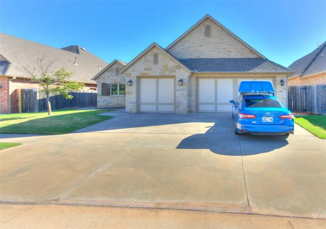Photo 3 of Single family home for sale at 10324 Veneto Cir, Oklahoma City, OK 73120 | MLS# 1252870 | Listing updated on 2026-10-09
