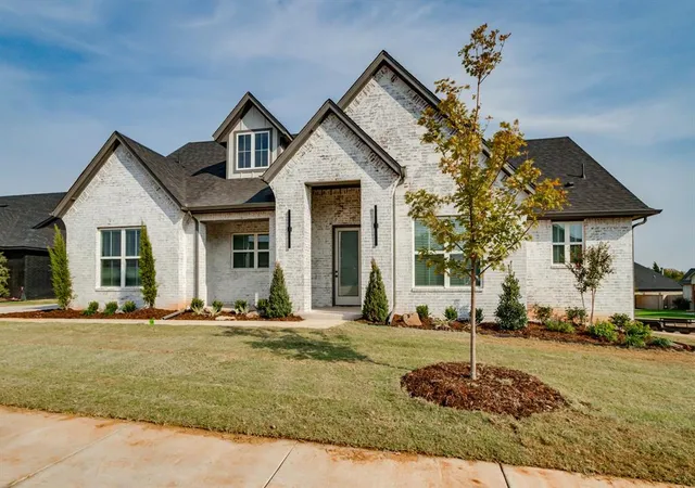Photo 1 of Sale Pending at 11611 Nw 106th Street, Yukon, OK 73099 | MLS# 1252882 | Listing updated on 2026-10-09