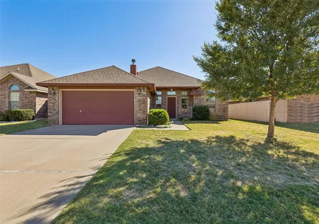 Photo 2 of Single family home for sale at 8012 Kaden Rd, Oklahoma City, OK 73132 | MLS# 1252891 | Listing updated on 2026-10-09