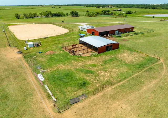 Single family home for sale at 11490 Ns 3540, Prague, OK 74864 | MLS# 1252895