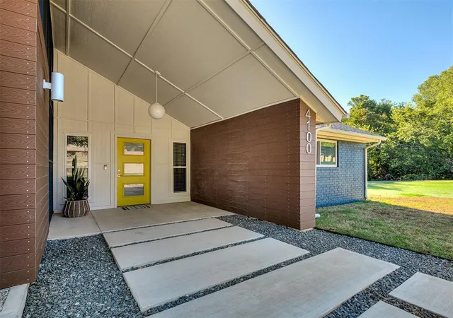Photo 4 of Single family home for sale at 4100 N Bryant Ave, Edmond, OK 73034 | MLS# 1252898 | Listing updated on 2026-10-09