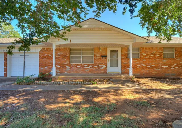 Photo 3 of Single family home for sale at 407 N 8th Street, Tecumseh, OK 74873 | MLS# 1252915 | Listing updated on 2026-10-08