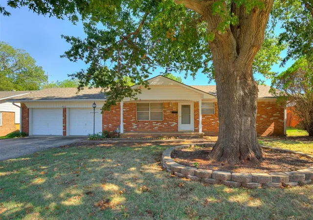 Photo 3 of Single family home for sale at 407 N 8th Street, Tecumseh, OK 74873 | MLS# 1252915 | Listing updated on 2026-10-08