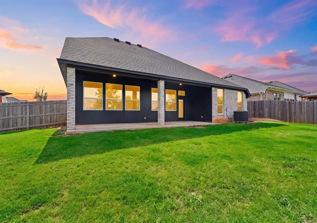 Photo 3 of Single family home for sale at 2241 Nw 187th Terrace, Edmond, OK 73012 | MLS# 1252923 | Listing updated on 2026-10-20