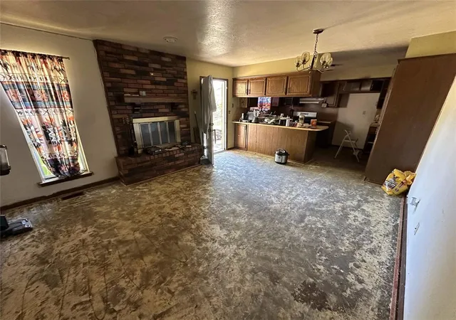 Photo 3 of Single family home for sale at 1112 Val Genes Rd, Edmond, OK 73003 | MLS# 1252930 | Listing updated on 2026-10-08