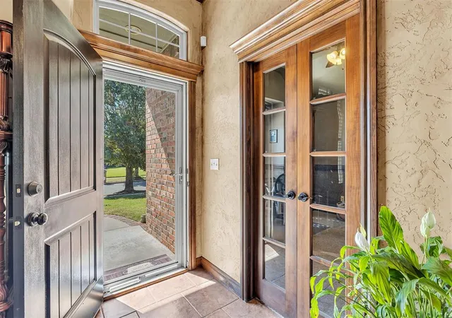 Photo 3 of Single family home for sale at 8609 NW 112th Street, Oklahoma City, OK 73162 | MLS# 1252932 | Listing updated on 2026-10-15