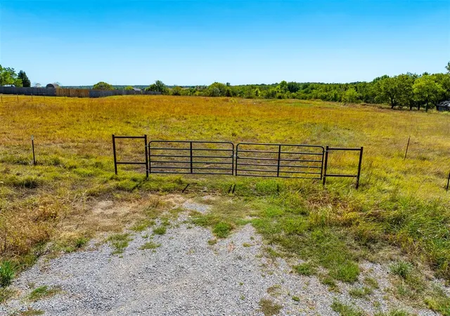 Photo 2 of Land for sale at 17910 240th Street, Washington, OK 73093 | MLS# 1252933 | Listing updated on 2026-10-09