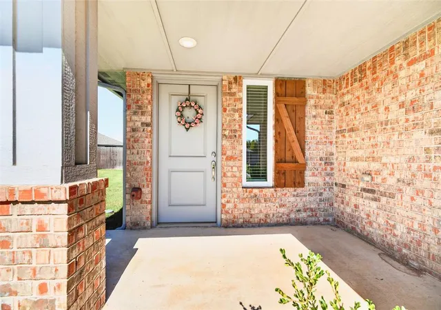 Photo 3 of Single family home for sale at 11437 Sw 12th Street, Yukon, OK 73099 | MLS# 1252956 | Listing updated on 2026-10-10