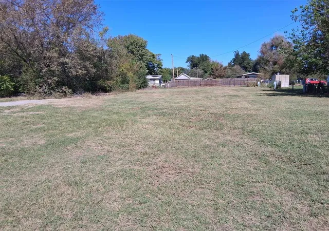 Photo 4 of Land for sale at 716 SE 5th Street, Anadarko, OK 73005 | MLS# 1252978 | Listing updated on 2026-10-09