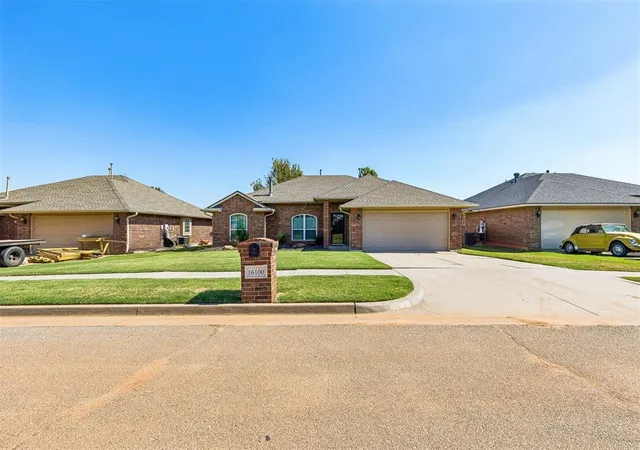 Photo 2 of Sale Pending at 16100 Katie Ridge Dr, Edmond, OK 73013 | MLS# 1252979 | Listing updated on 2026-10-11