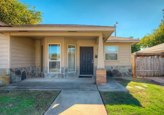 Photo 3 of Multi family home for sale at 2320 Nw 16th Street #2320 and 2322, Oklahoma City, OK 73107 | MLS# 1252982 | Listing updated on 2026-10-15