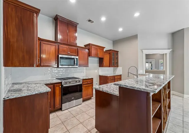 Photo 2 of Single family home for sale at 2101 Del Simmons Dr, Edmond, OK 73003 | MLS# 1252990 | Listing updated on 2026-10-09
