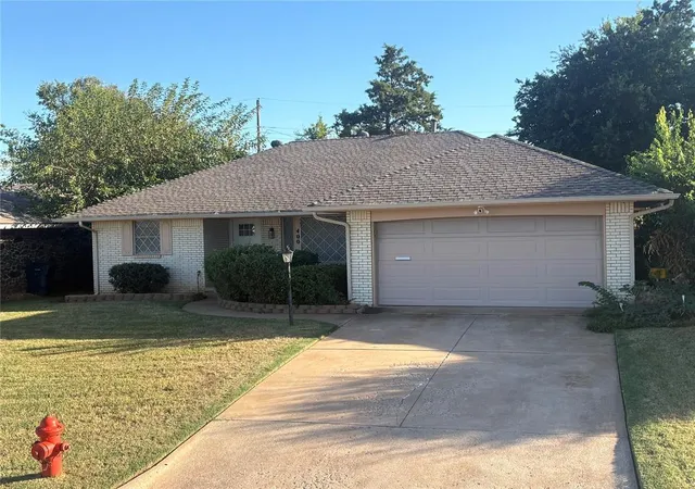 Photo 1 of Single family home for sale at 400 Wildewood Ter, Oklahoma City, OK 73105 | MLS# 1252993 | Listing updated on 2026-10-09