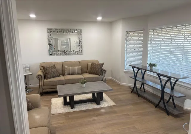 Photo 3 of Single family home for sale at 400 Wildewood Ter, Oklahoma City, OK 73105 | MLS# 1252993 | Listing updated on 2026-10-09