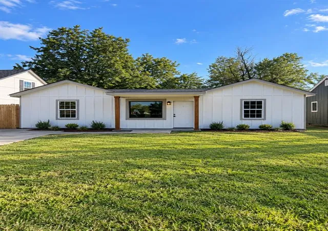 Photo 1 of Single family home for sale at 1324 Nw 98th Street, Oklahoma City, OK 73114 | MLS# 1252994 | Listing updated on 2026-10-09