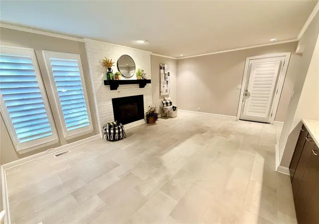 Single family home for sale at 16 Windbrook, Norman, OK 73072 | MLS# 1253004
