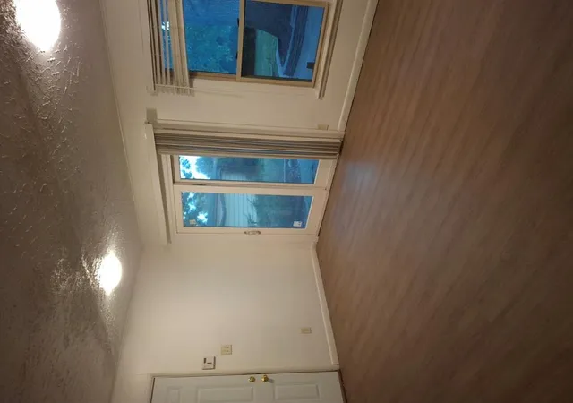 Photo 3 of Single family home for sale at 3208 Bella Vista Dr, Oklahoma City, OK 73110 | MLS# 1253008 | Listing updated on 2026-10-29