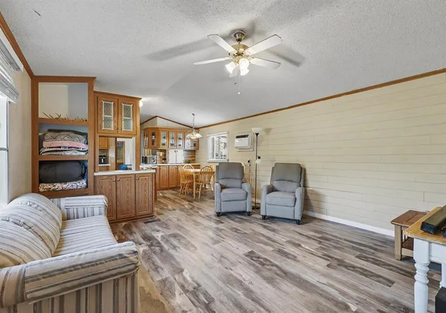 Photo 4 of Single family home for sale at 13203 Ns 3600 Rd, Wewoka, OK 74884 | MLS# 1253047 | Listing updated on 2026-10-12