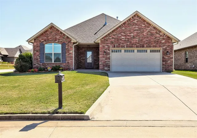 Single family home for sale at 1717 Regency Ct, Shawnee, OK 74804 | MLS# 1253056