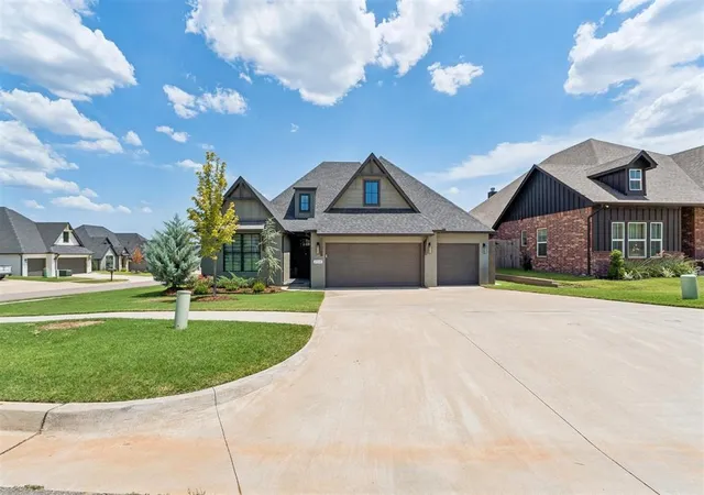 Photo 3 of Single family home for sale at 2348 Preserve Edge Dr, Edmond, OK 73034 | MLS# 1253062 | Listing updated on 2026-10-19