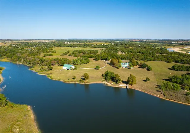 Photo 50 of Mansion for sale at 800 W Cimarron Blvd, Crescent, OK 73028 | MLS# 1253067 | Listing updated on 2026-10-17