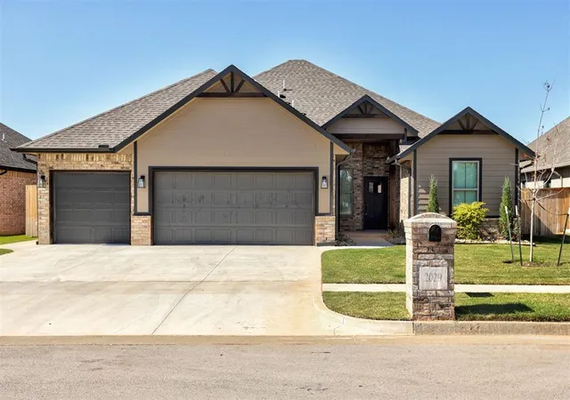 Single family home for sale at 2029 Aminas Way, Yukon, OK 73099 | MLS# 1253077