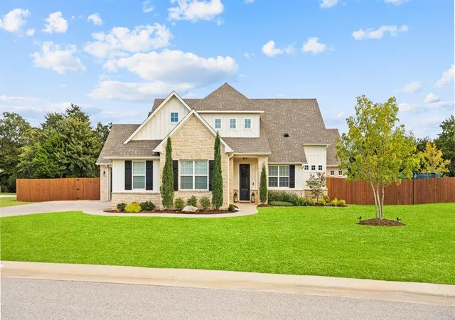 Single family home for sale at 10300 NE 145th Street, Jones, OK 73049 | MLS# 1253081