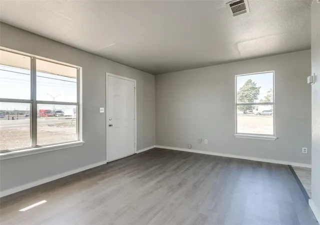 Photo 4 of Single family home for sale at 4205 SE 59th Street, Oklahoma City, OK 73135 | MLS# 1253095 | Listing updated on 2026-10-10