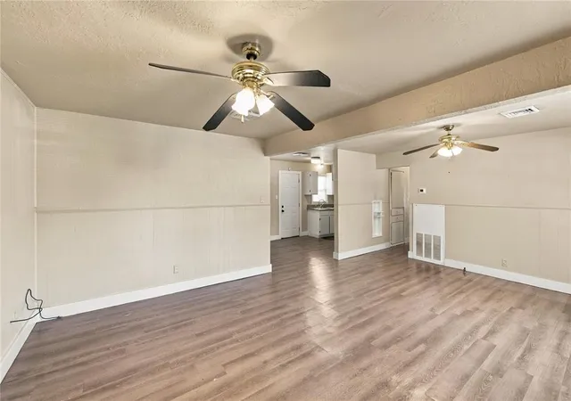 Photo 3 of Single family home for sale at 154 Blackburn Blvd, Elk City, OK 73644 | MLS# 1253101 | Listing updated on 2026-10-10
