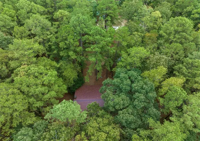 Photo 3 of Single family home for sale at 218 Cedar Crk Cir, Broken Bow, OK 74728 | MLS# 1253104 | Listing updated on 2026-10-10