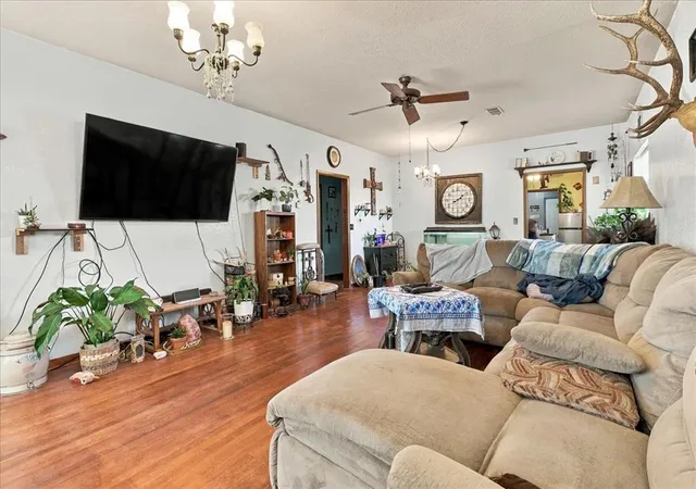 Photo 4 of Single family home for sale at 313 S Magnolia Ave, Erick, OK 73645 | MLS# 1253111 | Listing updated on 2026-10-09