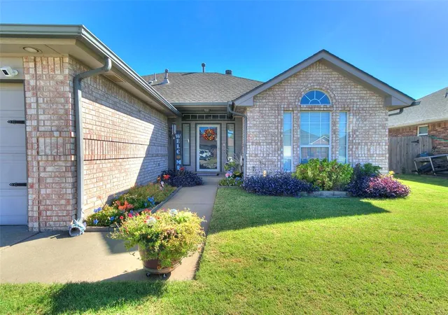 Photo 3 of Single family home for sale at 14300 S Hudson Ave, Oklahoma City, OK 73170 | MLS# 1253112 | Listing updated on 2026-10-10