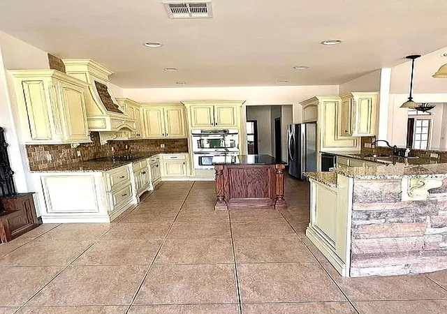 Photo 4 of Single family home for sale at 13037 SE 94th Street, Oklahoma City, OK 73165 | MLS# 1253123 | Listing updated on 2026-10-09