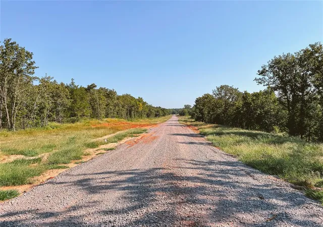 Photo 4 of Land for sale at 101087 S Red Rock Trl, Wellston, OK 74881 | MLS# 1253129 | Listing updated on 2026-10-10