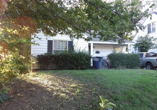Photo 2 of Single family home for sale at 430 S Taylor St, Enid, OK 73703 | MLS# 1253134 | Listing updated on 2026-10-11