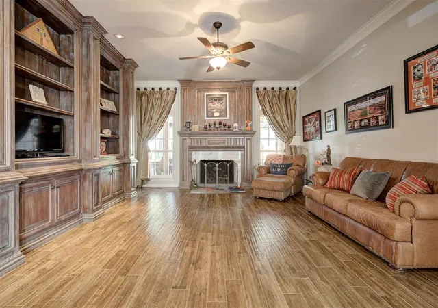 Photo 4 of Single family home for sale at 1823 Oak Forest Dr, Edmond, OK 73025 | MLS# 1253138 | Listing updated on 2026-10-10