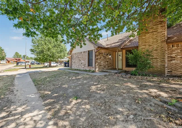 Photo 4 of Single family home for sale at 616 Cypress Dr, Oklahoma City, OK 73170 | MLS# 1253150 | Listing updated on 2026-10-10
