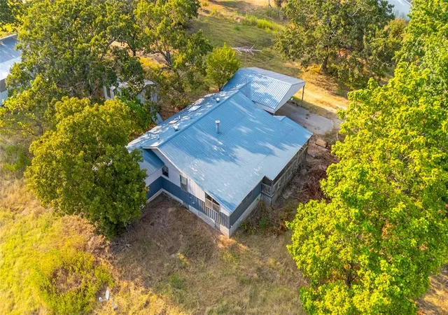 Photo 4 of Single family home for sale at 12145 Ns 3600 Rd, Seminole, OK 74868 | MLS# 1253175 | Listing updated on 2026-10-10