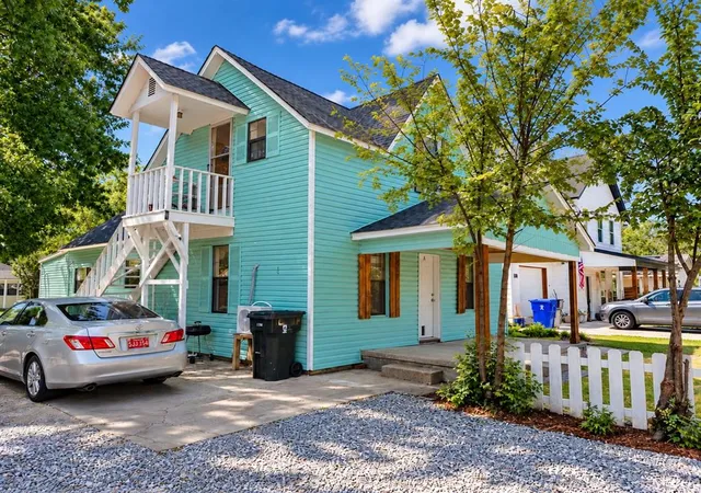 Photo 1 of Single family home for sale at 808 E Apache St, Norman, OK 73071 | MLS# 1253176 | Listing updated on 2026-10-10