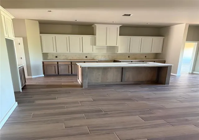 Single family home for sale at 1809 E Aminas Way, Yukon, OK 73099 | MLS# 1253190