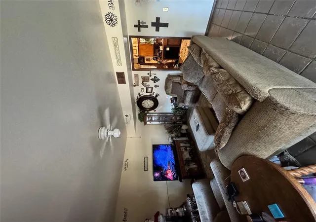 Photo 2 of Single family home for sale at 5210 Parkwood Ave, Enid, OK 73703 | MLS# 1253209 | Listing updated on 2026-10-11