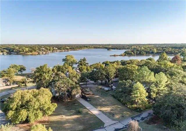 Photo 2 of Land for sale at 7 W Shore Dr, Arcadia, OK 73007 | MLS# 1253215 | Listing updated on 2026-10-11