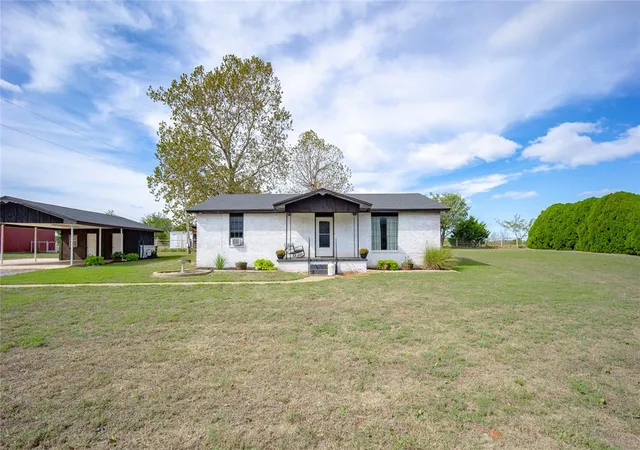 Single family home for sale at 21099 May Ave, Purcell, OK 73080 | MLS# 1253226