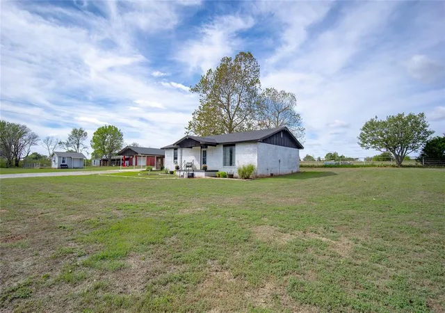 Photo 2 of Single family home for sale at 21099 May Ave, Purcell, OK 73080 | MLS# 1253226 | Listing updated on 2026-10-27