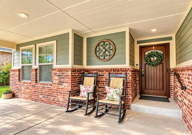 Photo 3 of Sale Pending at 4917 1st Light Ln, Edmond, OK 73034 | MLS# 1253233 | Listing updated on 2026-10-18