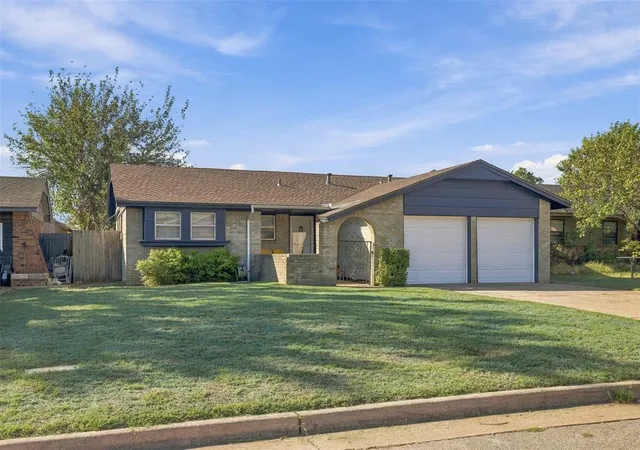 Photo 3 of Single family home for sale at 7420 Nw 6th Terrace, Oklahoma City, OK 73127 | MLS# 1253244 | Listing updated on 2026-10-11