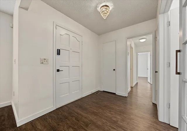 Photo 3 of Condo for sale at 4717 Nw 72nd Street, Oklahoma City, OK 73132 | MLS# 1253246 | Listing updated on 2026-10-13