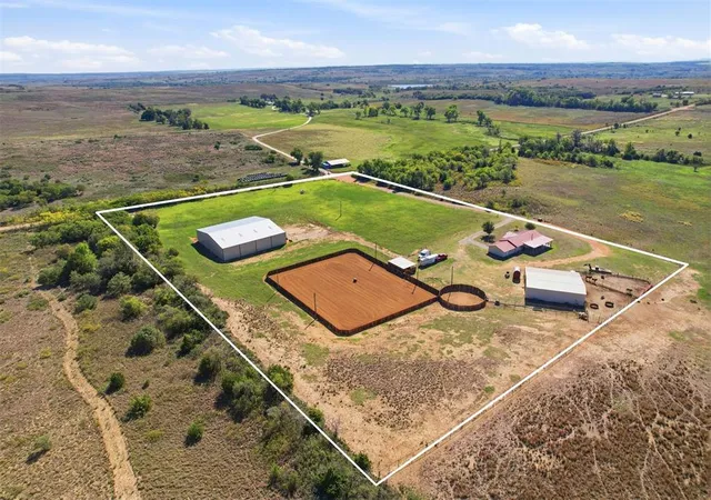 Photo 2 of Single family home for sale at 9159 N 1750 Road, Cheyenne, OK 73628 | MLS# 1253247 | Listing updated on 2026-10-15