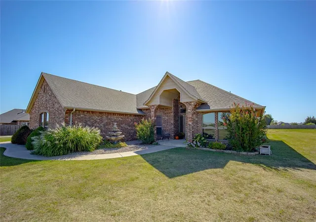 Photo 1 of Single family home for sale at 2293 County Rd 1311, Blanchard, OK 73010 | MLS# 1253252 | Listing updated on 2026-10-12