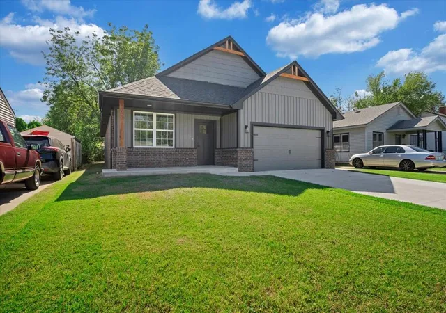 Photo 3 of Single family home for sale at 3032 Nw 30th Street, Oklahoma City, OK 73112 | MLS# 1253262 | Listing updated on 2026-10-20